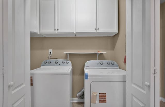 1403 Oxnop Court