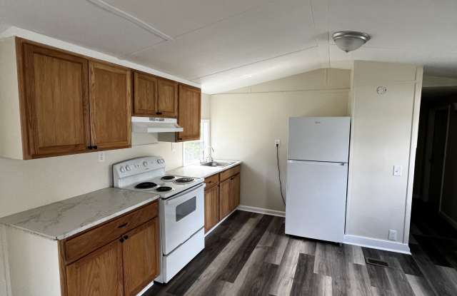 Photo of 116 Grace ParkLot 7