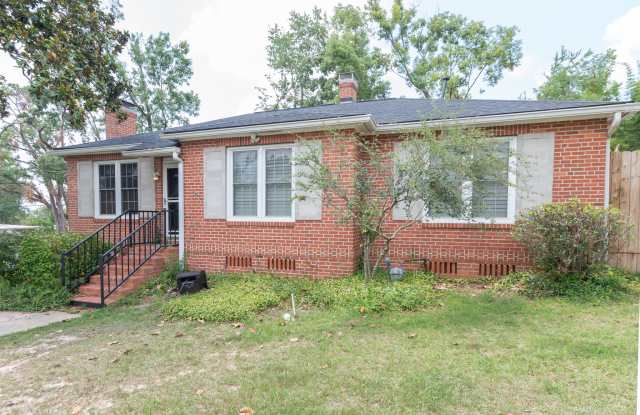 402 East Palmer Avenue