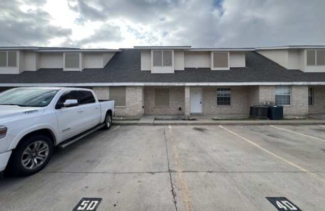 Photo of 8911 McPherson Rd 5D