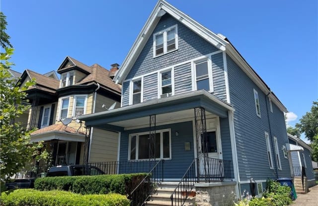 304 West Delavan Avenue - 304 West Delavan Avenue, Buffalo, NY 14213