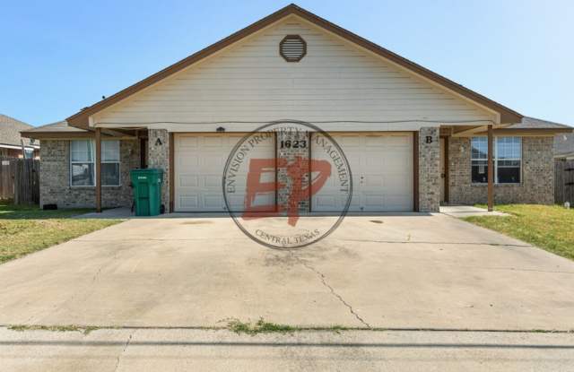 1623 Yuma Trail - A