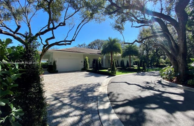 10925 SW 83rd Ct - 10925 Southwest 83rd Court, Kendall, FL 33156