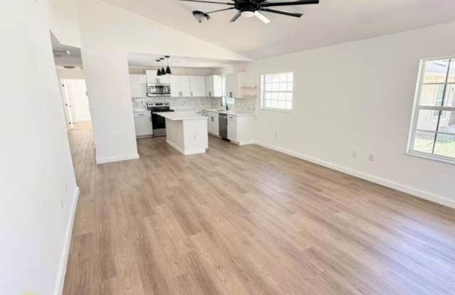 2822 Brookline Avenue