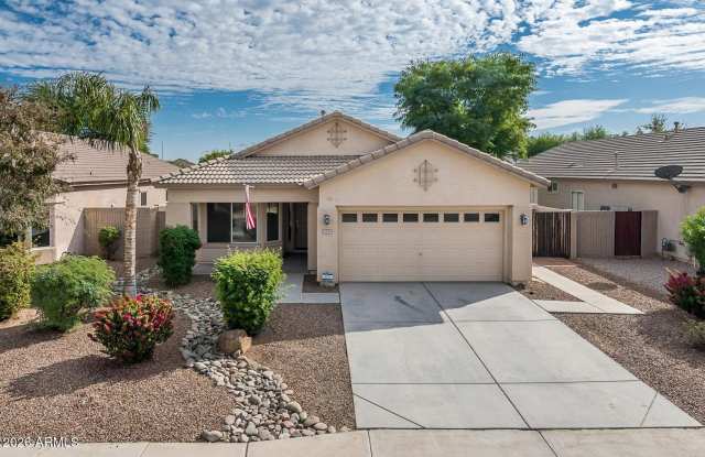 11851 W WASHINGTON Street