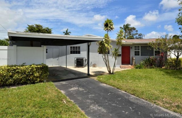 2140 Sw 37th Ave - 2140 Southwest 37th Avenue, Fort Lauderdale, FL 33312