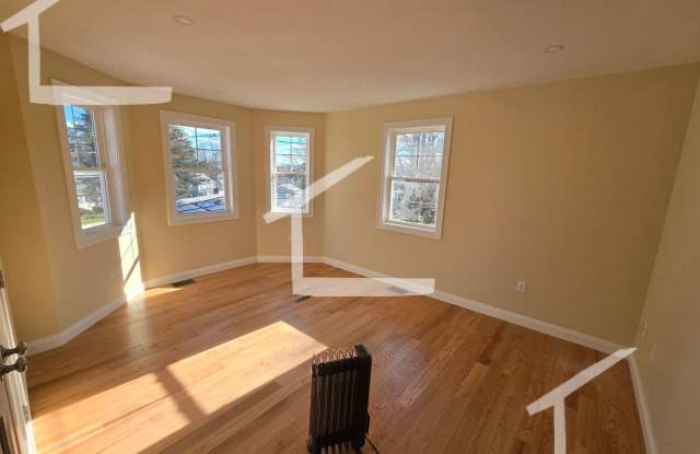 BRAND NEW fully renovated 3-bed/3-bath!