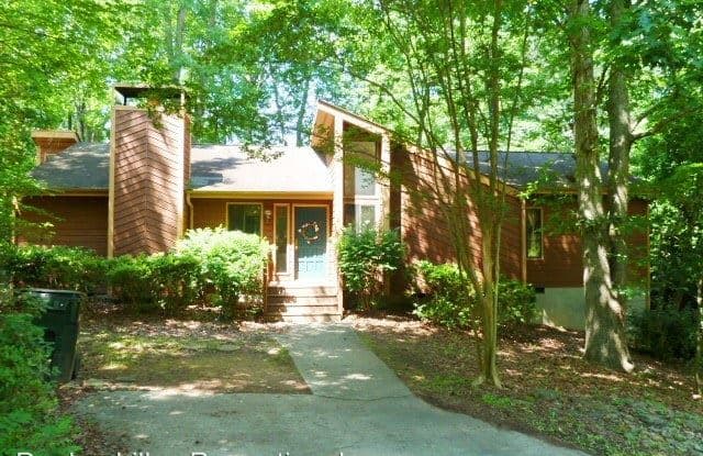 131 Summerlin Dr - 131 Summerlin Drive, Chapel Hill, NC 27514