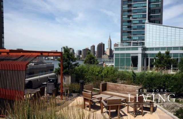 4705 Center Boulevard