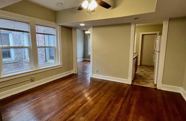 1008 S 2nd Street, 12