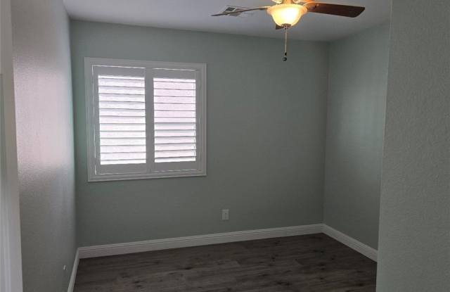 5863 Stoneborough Street