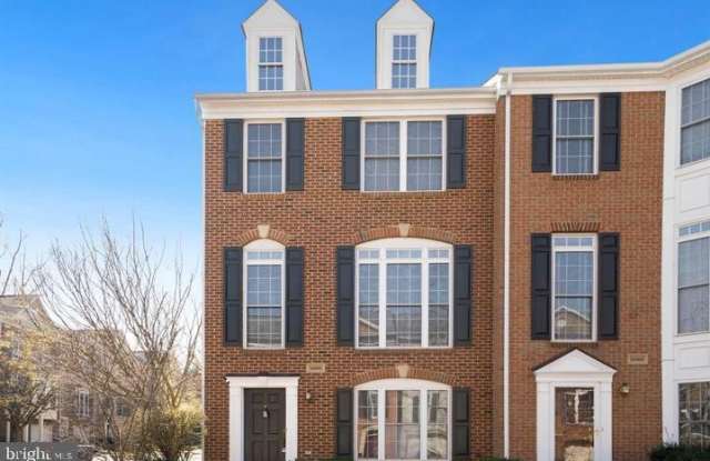 13668 LAVENDER MIST LANE