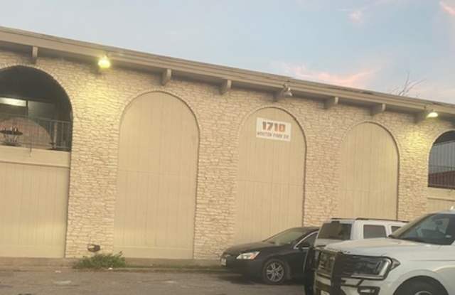 1710 Wooten Park Drive