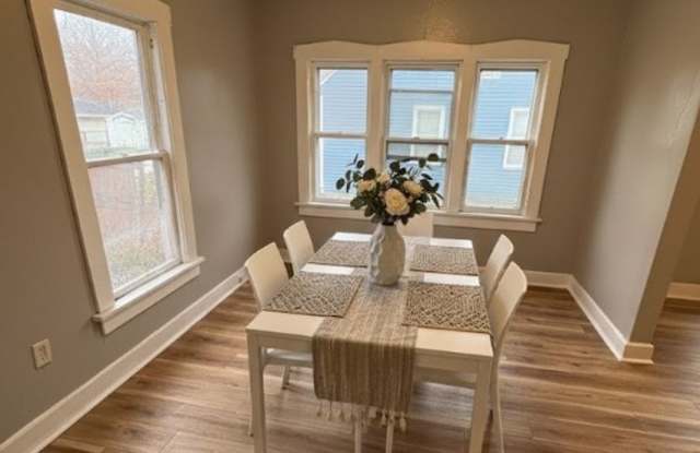 Photo of 2 Bed House for Rent!