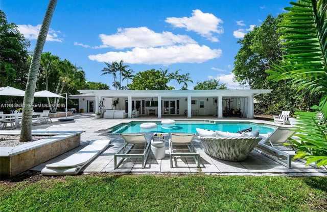 1255 Northeast 93rd Street