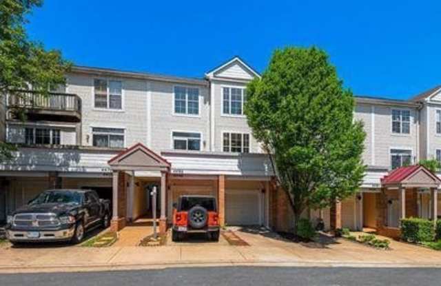 Photo of 44182 MOSSY BROOK Square