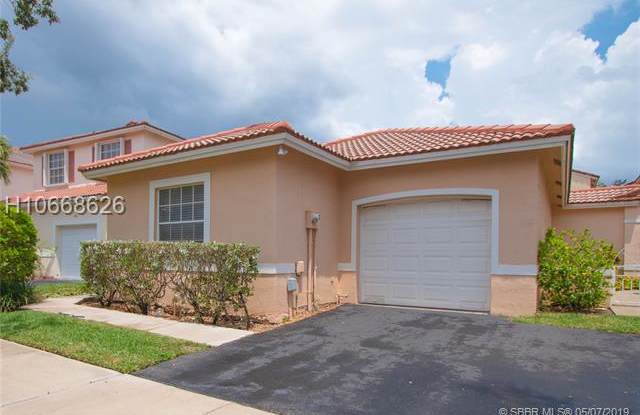 872 SW 178th Way - 872 Southwest 178th Way, Pembroke Pines, FL 33029