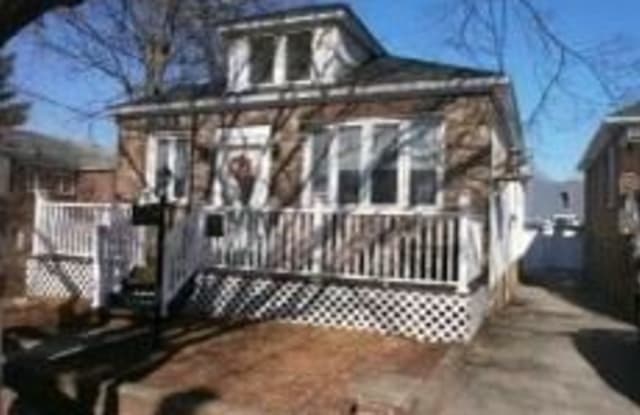 131 Foch Ave HOUSE - 131 Foch Avenue, Staten Island, NY 10305