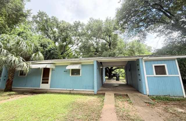 Photo of 6010 Sewell St GLE