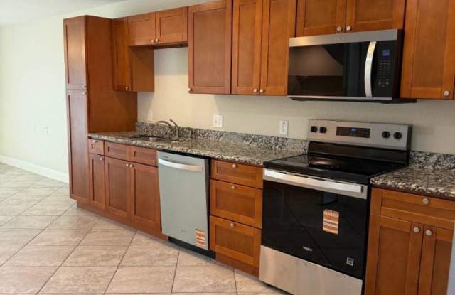 Move-In Ready!! 2 Bedroom 2.5 Bathroom Townhome!! One month free rent!