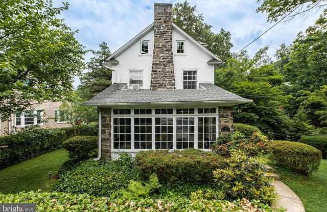 2 ELMWOOD AVENUE