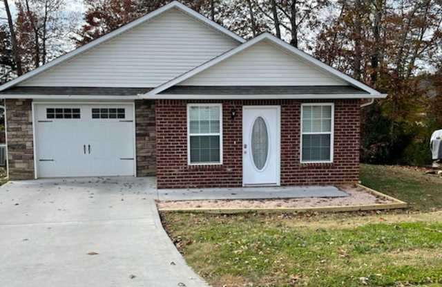 Convenience !! - 1858 Watauga Street, Sevier County, TN 37876