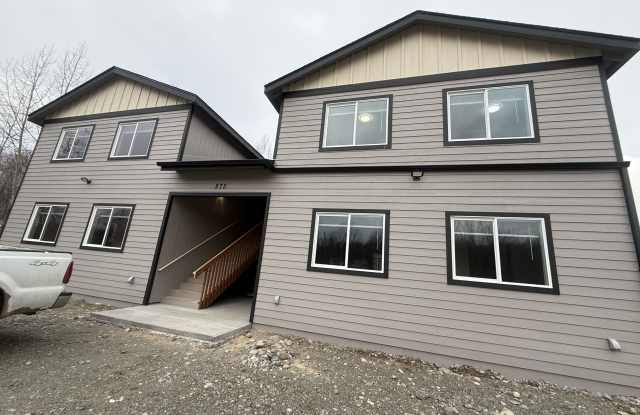875 W Lookout Dr - 2