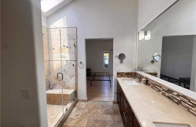 379 Monte Vista Avenue