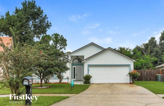 11201 Hudderfield Circle South - 11201 Hudderfield Cir N, Jacksonville, FL 32246