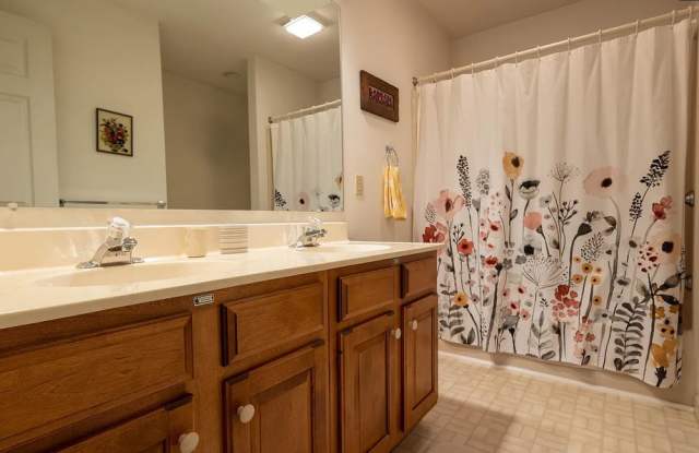 2641 Stagecoach Ln - 2641 Stagecoach Lane, Lancaster County, PA 17601