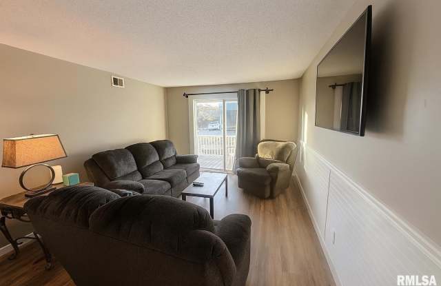 2626 W WILLOWLAKE Drive unit: 424