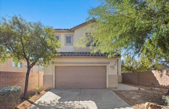 Photo of Very Nice 4 bedroom 2 1/2 Bath Home For Rent - BIG PRICE REDUCTION