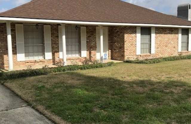 6433 Peggy St.