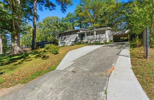 3268 Briarwood Boulevard