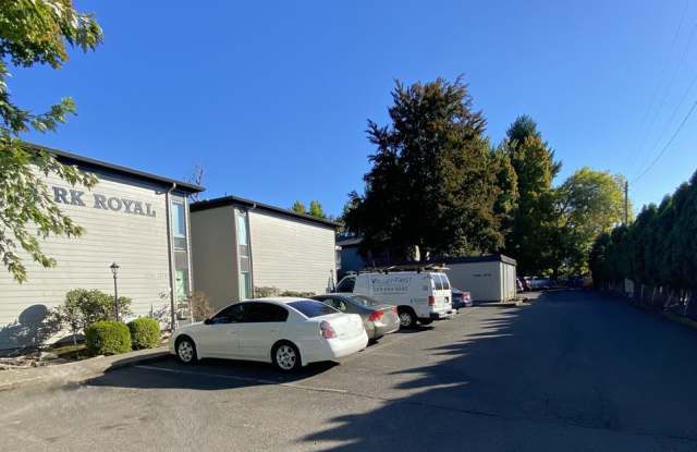 Rent Special: 1/2 Off First Full Month's Rent