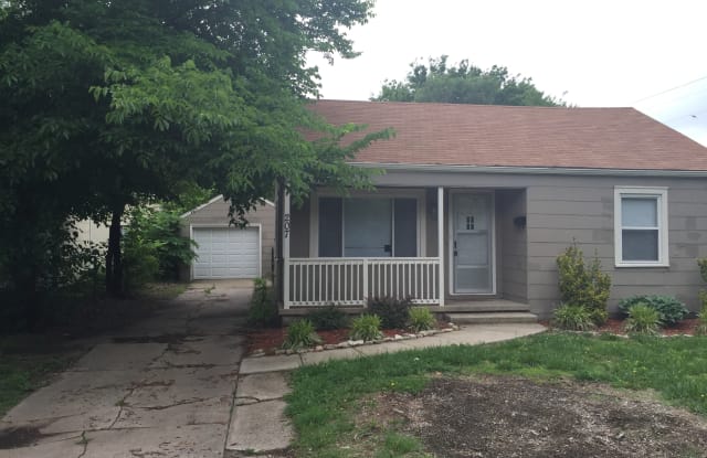 207 S Saint Paul St - 207 S Saint Paul St, Wichita, KS 67213