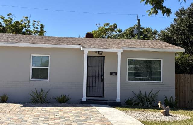 Photo of 1401 31st St S