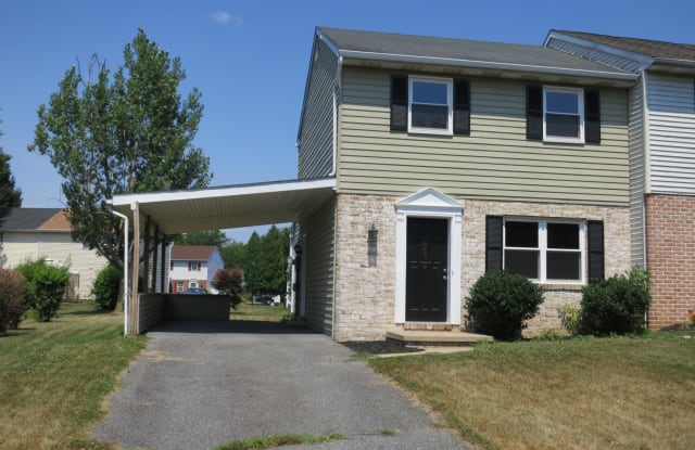 449 Garland Circle - 449 Garland Circle, Lancaster County, PA 17602