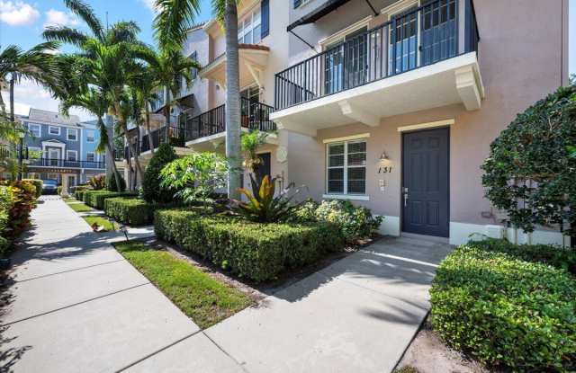131 Greenwich Circle