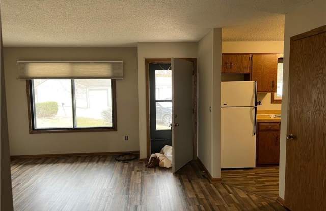 1590 Commercial Avenue