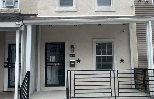 Photo of 1616 W ONTARIO STREET