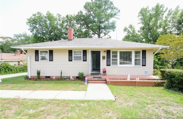 302 Brookwood Avenue - 302 Brookwood Avenue, Fayetteville, NC 28301