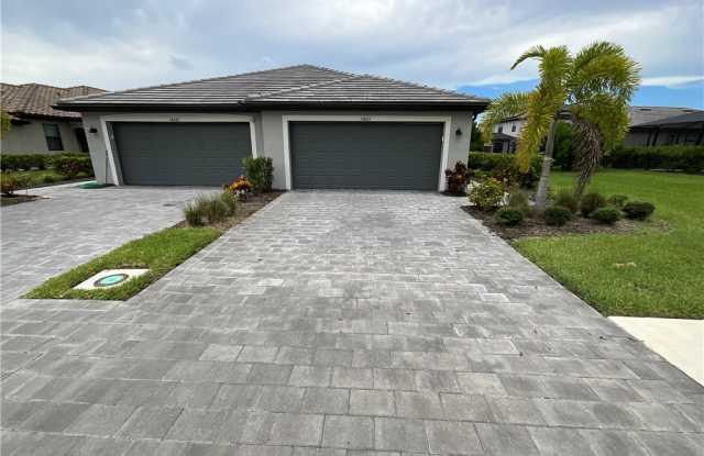 14001 Pine Lodge Lane