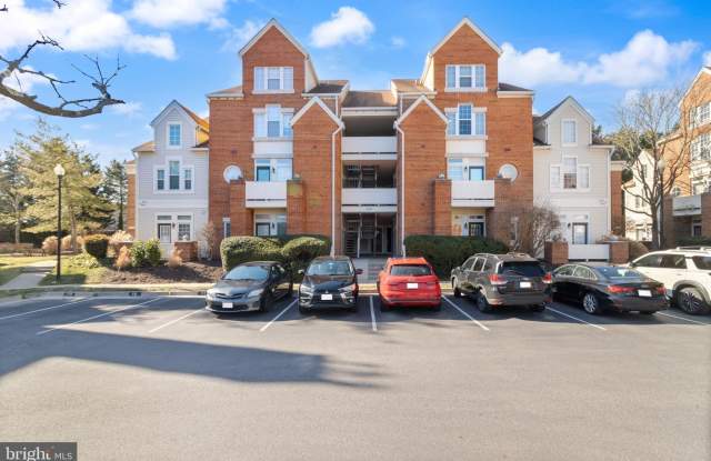 6944 ELLINGHAM Circle unit: A