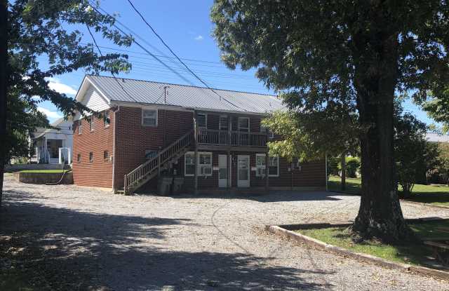 213 East Walnut Street