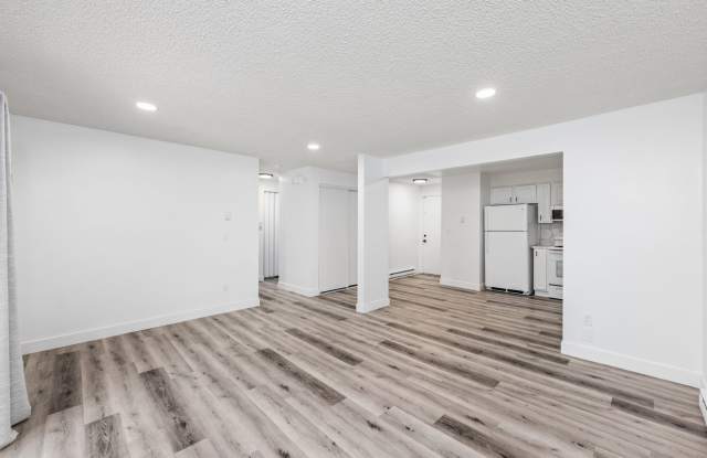 Mission Park Area Two Bedroom Available Now!