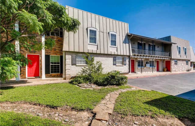 Photo of Charming  Updated Condo in Prime Austin Location!