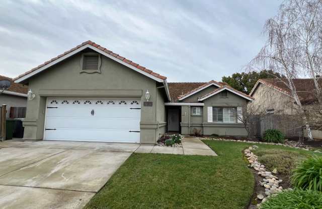 1950 Yorktown Dr. - 1950 Yorktown Drive, Lodi, CA 95242