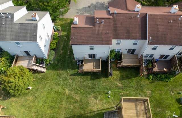 Modern Townhome in Prime Location - Christiansburg