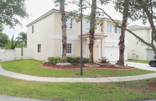 2403 SW 106th Ave - 2403 Southwest 106th Avenue, Miramar, FL 33025